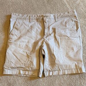 Men’s Flat Front Gray Shorts
